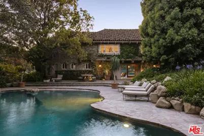 423 N Faring Rd, Los Angeles, CA 90077 - Photo 35