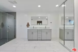 4912 Llano Dr, Woodland Hills, CA 91364 - Photo 29