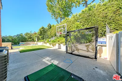27 Horseshoe Ln, Palos Verdes Peninsula, CA 90274 - Photo 45