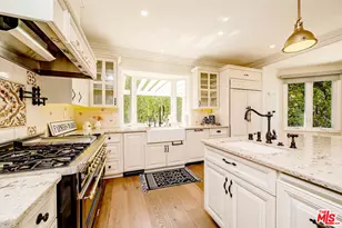 27 Horseshoe Ln, Palos Verdes Peninsula, CA 90274 - Photo 15