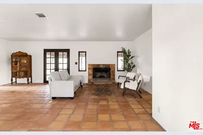 33201 Barber Rd, Agua Dulce, CA 91390 - Photo 27