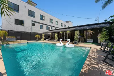 1903 Preuss Rd, Los Angeles, CA 90034 - Photo 33