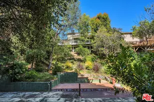 415 N Bonhill Rd, Los Angeles, CA 90049 - Photo 41