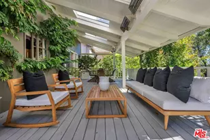 415 N Bonhill Rd, Los Angeles, CA 90049 - Photo 37