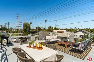 1076 Palms Blvd, Venice, CA 90291 - Photo 37
