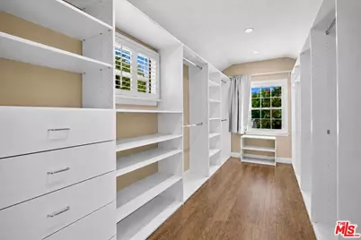 1627 Arbor Dr, Glendale, CA 91202 - Photo 29