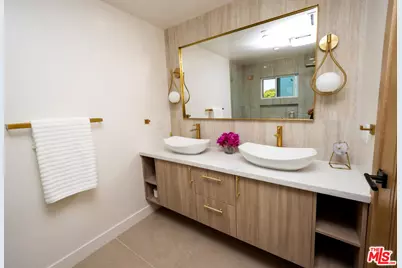 14934 Martha St, Sherman Oaks, CA 91411 - Photo 33