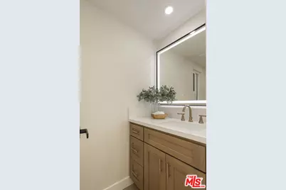 1747 Wollacott St, Redondo Beach, CA 90278 - Photo 23