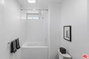 5806 Waring Ave, Los Angeles, CA 90038 - Photo 25