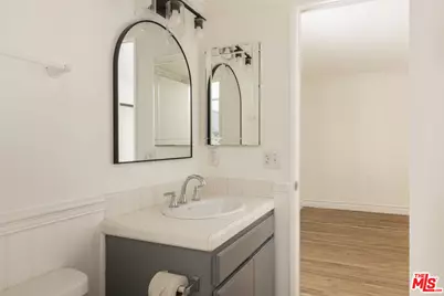 1900 Vine St #403, Los Angeles, CA 90068 - Photo 25