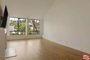 1900 Vine St, Los Angeles, CA 90068 - Photo 3