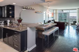 13700 Marina Pointe Dr, Marina del Rey, CA 90292 - Photo 1