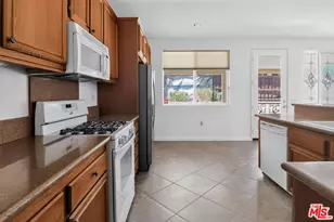 8240 Campbell Ct, Hemet, CA 92545 - Photo 17