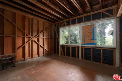 2342 Panorama Dr, La Crescenta, CA 91214 - Photo 19