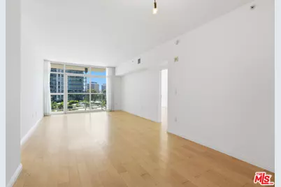 13700 Marina Pointe Dr #630, Marina del Rey, CA 90292 - Photo 7