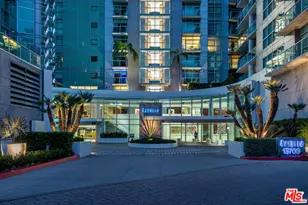 13700 Marina Pointe Dr, Marina del Rey, CA 90292 - Photo 25