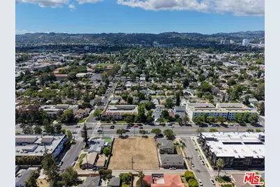 14715 Burbank Blvd, Van Nuys, CA 91411 - Photo 9
