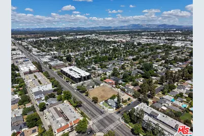 14715 Burbank Blvd, Van Nuys, CA 91411 - Photo 11
