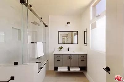836 N McCadden Pl, Los Angeles, CA 90038 - Photo 23