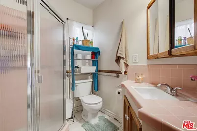 291 Simmons Ave, Montebello, CA 90640 - Photo 11