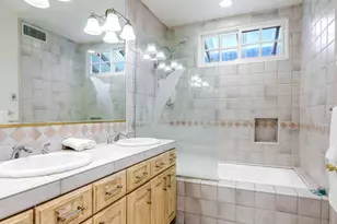 4063 Benedict Canyon Dr, Sherman Oaks, CA 91423 - Photo 33