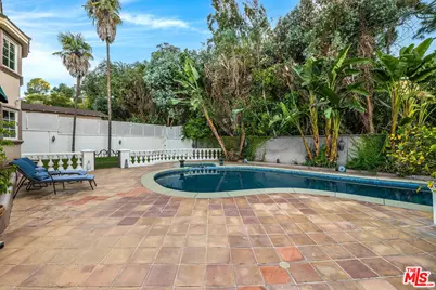 4063 Benedict Canyon Dr, Sherman Oaks, CA 91423 - Photo 25