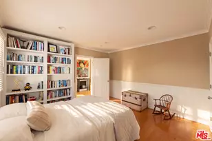 12750 Mulholland Dr, Beverly Hills, CA 90210 - Photo 31