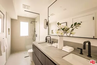 922 West Knoll Dr, West Hollywood, CA 90069 - Photo 33