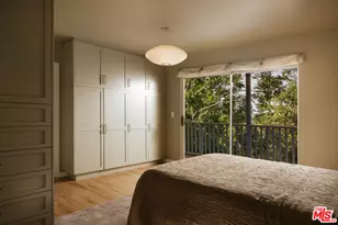 2041 N Alta Vista Ave, Los Angeles, CA 90046 - Photo 13