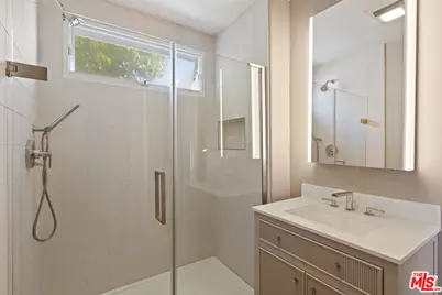2216 4th St #7, Santa Monica, CA 90405 - Photo 19