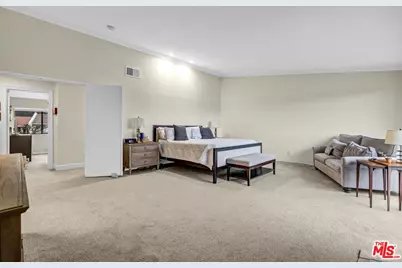 2544 Angelo Dr, Los Angeles, CA 90077 - Photo 27