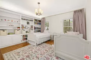 187 N Citrus Ave, Los Angeles, CA 90036 - Photo 13
