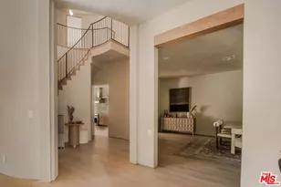 1969 Curson Pl, Los Angeles, CA 90046 - Photo 9