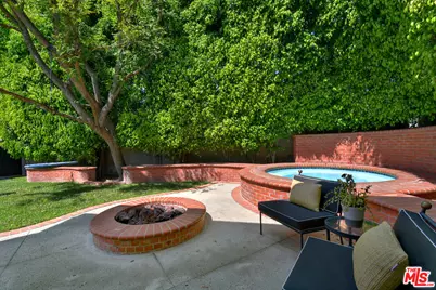4176 Klump Ave, Studio City, CA 91602 - Photo 25