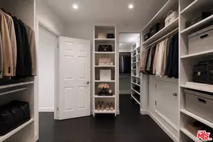 9146 St Ives Dr, West Hollywood, CA 90069 - Photo 15