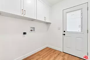 7800 S Victoria Ave, Los Angeles, CA 90043 - Photo 23