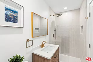 7800 S Victoria Ave, Los Angeles, CA 90043 - Photo 21