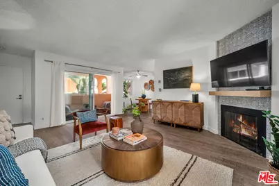 914 Lincoln Blvd #202, Santa Monica, CA 90403 - Photo 1