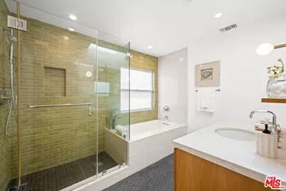 10625 Esther Ave, Los Angeles, CA 90064 - Photo 23
