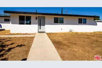 12100 Adelphia Ave, San Fernando, CA 91340 - Photo 17