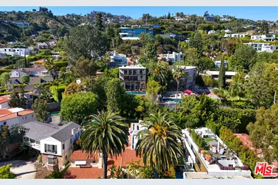 9140 St Ives Dr, Los Angeles, CA 90069 - Photo 71
