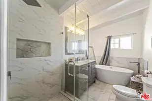 6335 Grape Pl, Los Angeles, CA 90068 - Photo 11