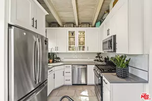 6335 Grape Pl, Los Angeles, CA 90068 - Photo 7