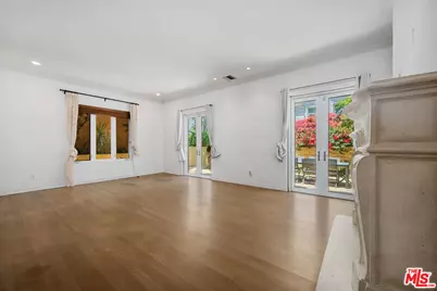 118 Channel Pointe Mall, Marina del Rey, CA 90292 - Photo 7