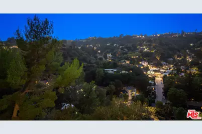 8309 Yucca Trl, Los Angeles, CA 90046 - Photo 45