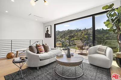 8309 Yucca Trl, Los Angeles, CA 90046 - Photo 19