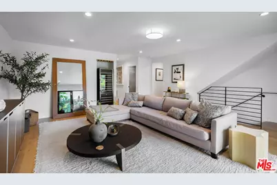 8309 Yucca Trl, Los Angeles, CA 90046 - Photo 17