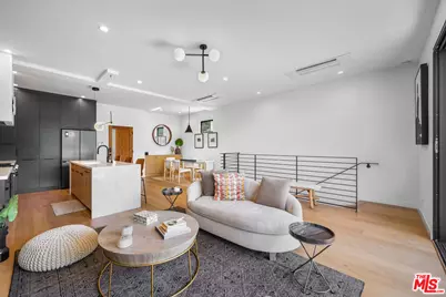 8309 Yucca Trl, Los Angeles, CA 90046 - Photo 11