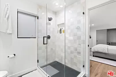 8309 Yucca Trl, Los Angeles, CA 90046 - Photo 41