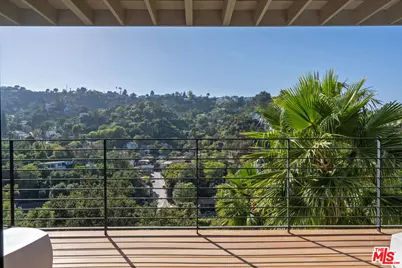 8309 Yucca Trl, Los Angeles, CA 90046 - Photo 33